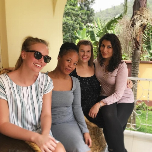 Siret Hostel image 38